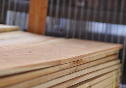中分類13 家具・装備品製造業 木板材料